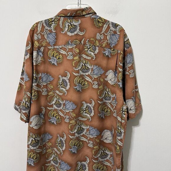 Tommy Bahama Tropical Mens Shirt XL Floral 100% Silk Short Sleeve Hawaiian Trip - Picture 9 of 12